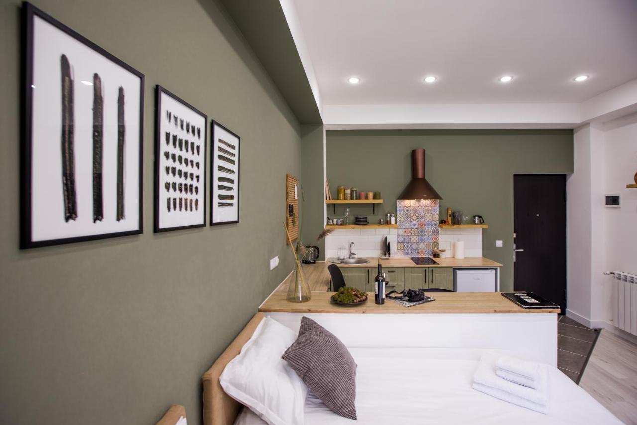 Hotelise I Bells-Of-Ireland Apartment Erévan Extérieur photo